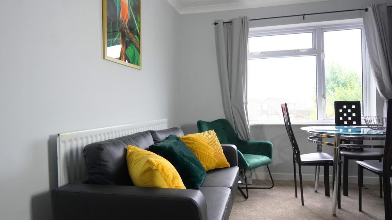 Portobello House - Four Bedroom House Perfect For Contractors - Sleeps 6 - Free Parking 伍尔弗汉普顿 外观 照片